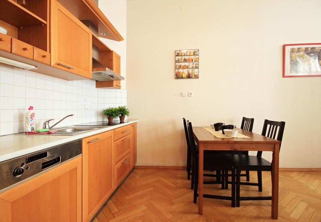 Quadrio Bedroom Central Apartment Prague Room photo